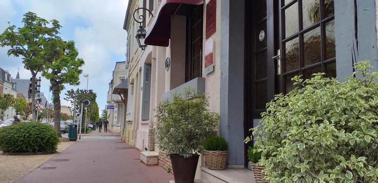 Hotel Le Chantilly Deauville Eksteriør billede